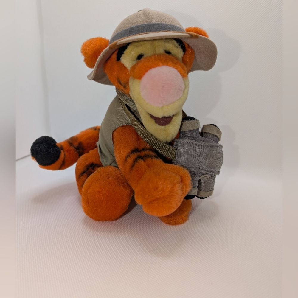Vintage 90s Disney World Safari Explorer Tigger Plush w/ Binoculars & Hat